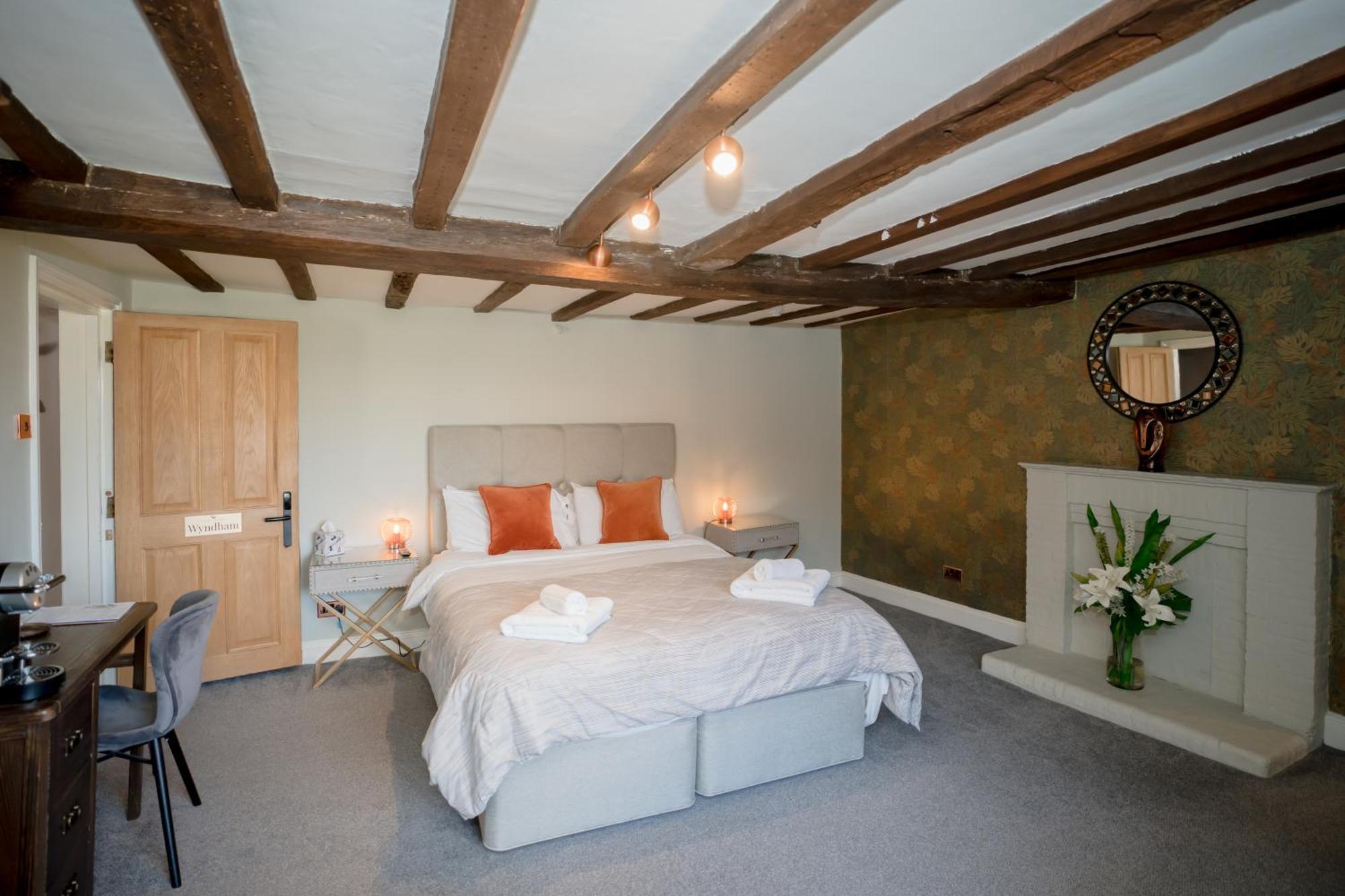 Tottington Manor Hotel Henfield Exterior photo